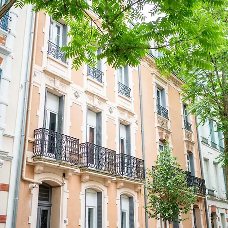 Vicheia - 12 - Unesco - Centre-ville Apartmán *